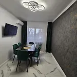 Trapezului 8 Апартаменти *