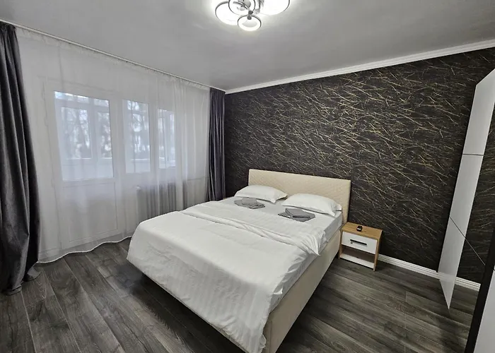 Апартаменти Trapezului 8 Residence *