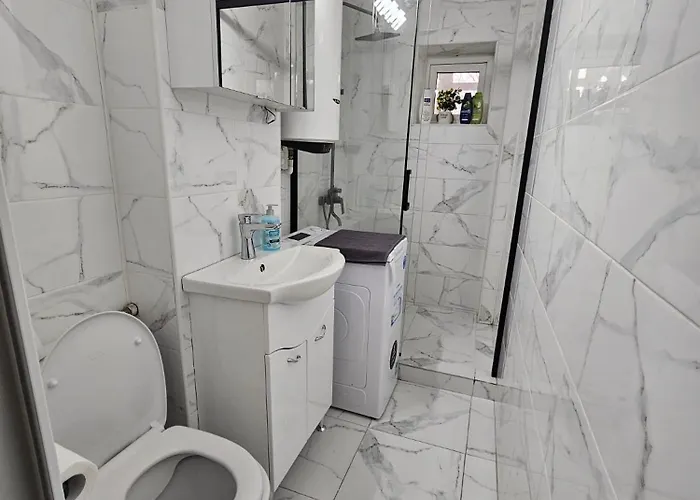 Trapezului 8 Residence *